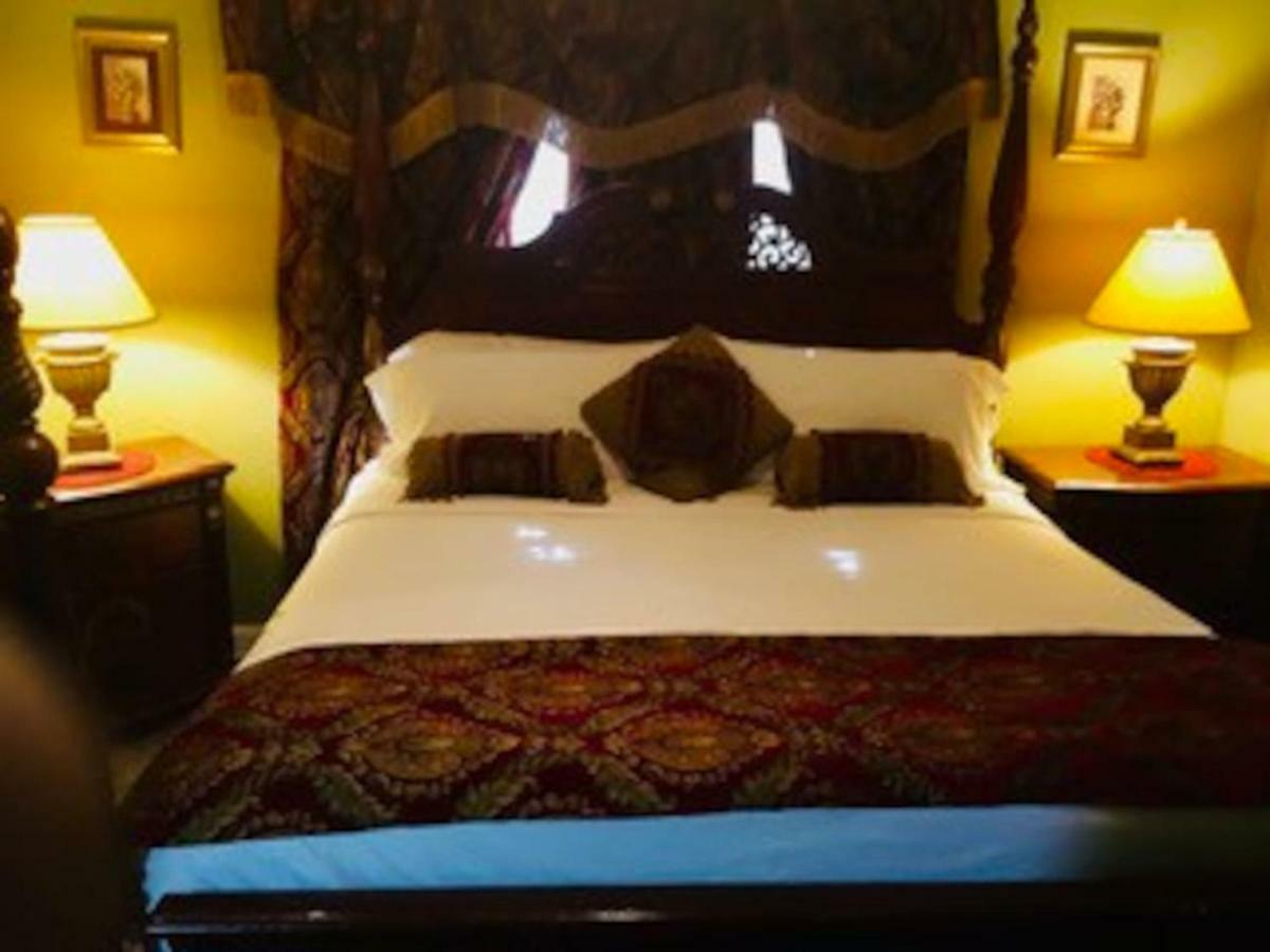 Best Deal In Town! Entire 1 Bedroom Apartment 59 Montgomery Zewnętrze zdjęcie