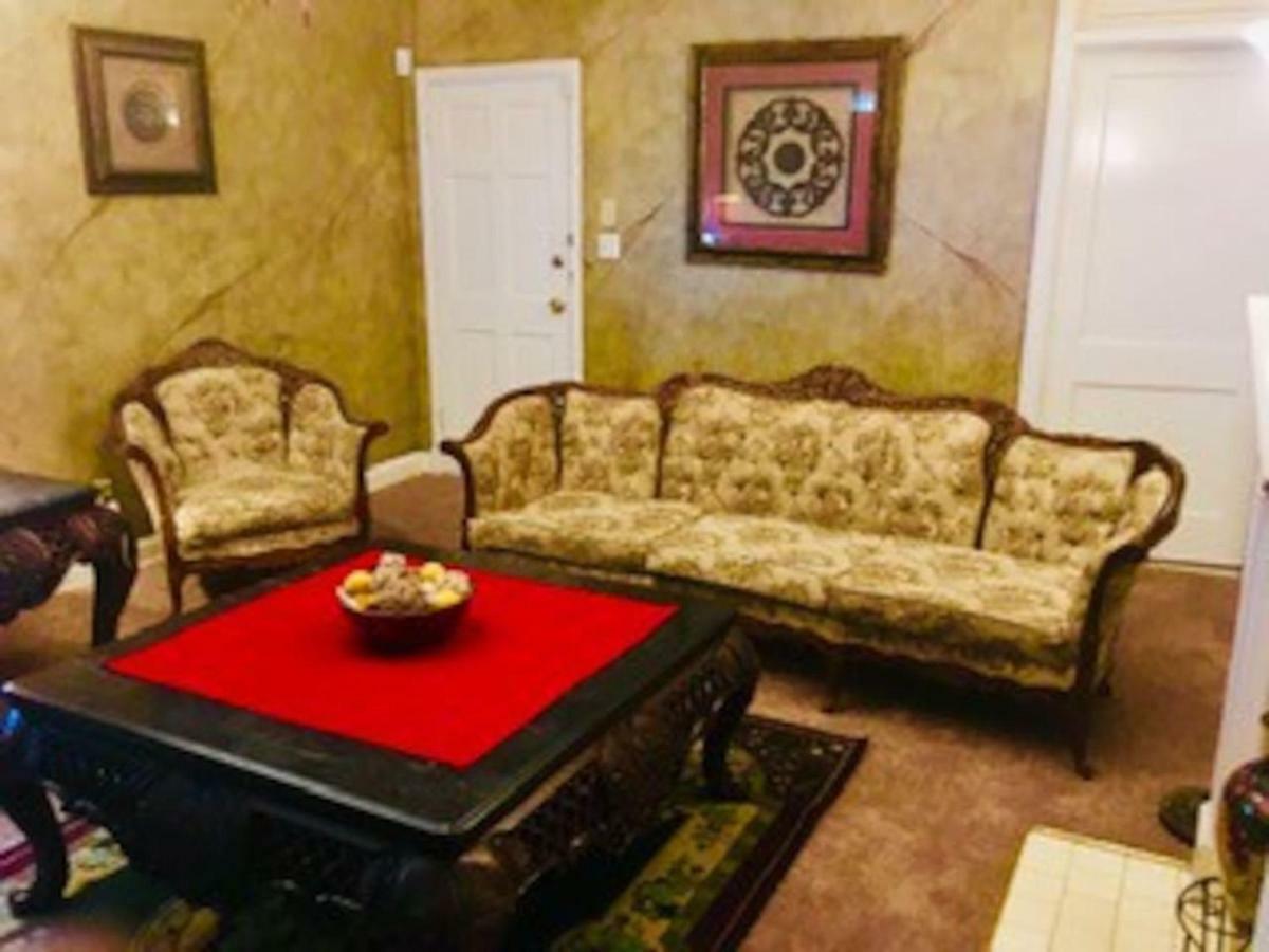Best Deal In Town! Entire 1 Bedroom Apartment 59 Montgomery Zewnętrze zdjęcie