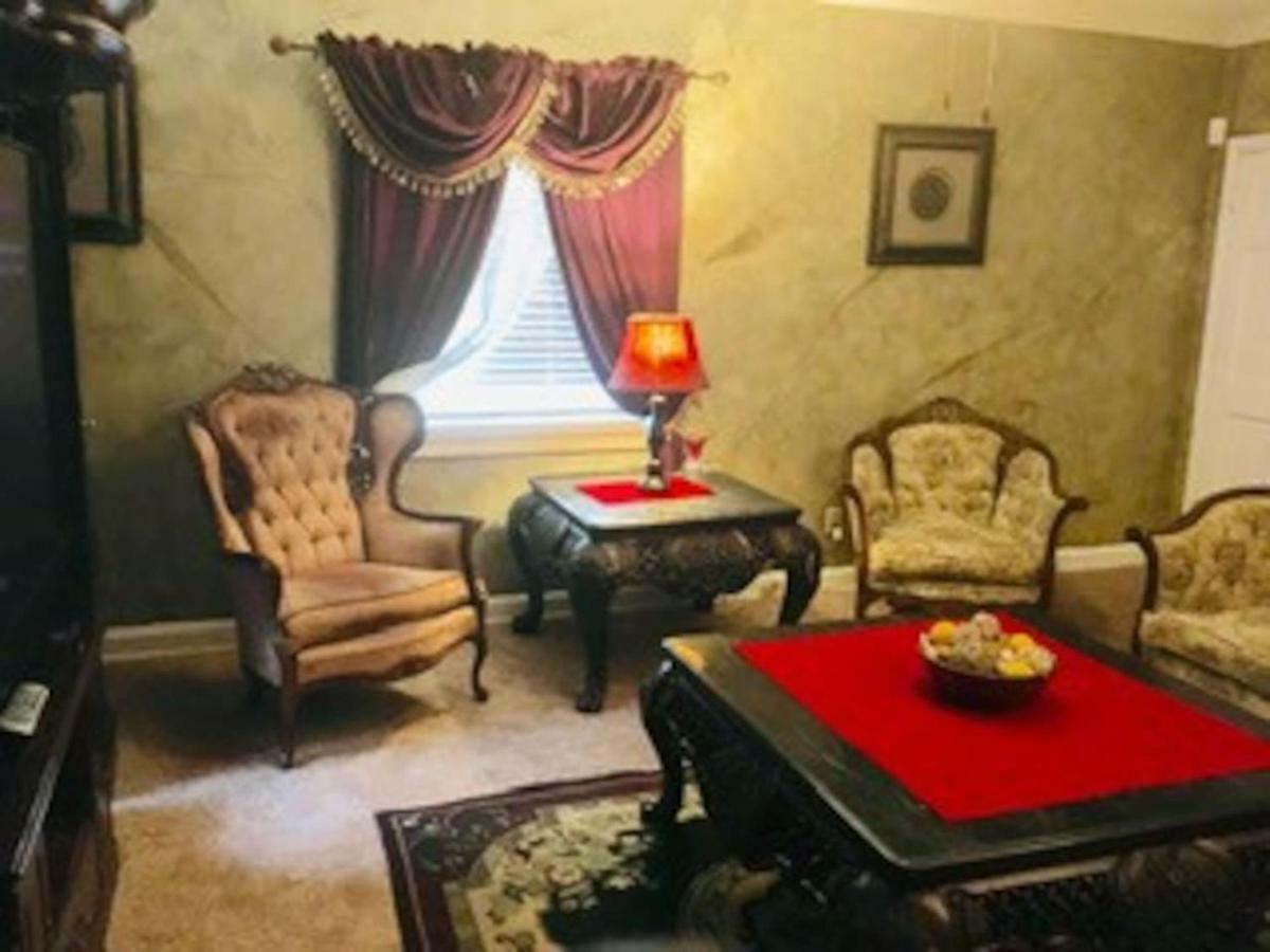 Best Deal In Town! Entire 1 Bedroom Apartment 59 Montgomery Zewnętrze zdjęcie
